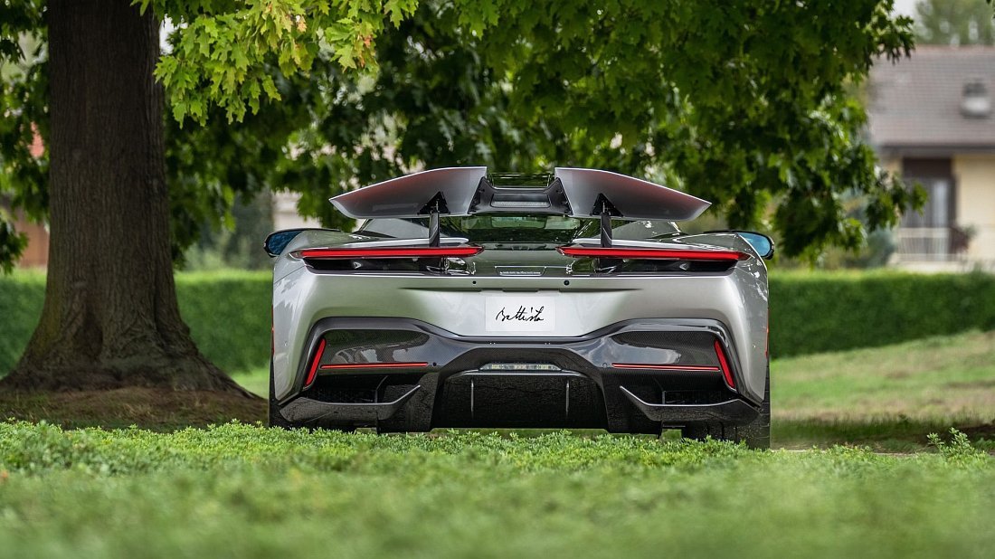 Pininfarina Battista (2022-...) rear view, taillights, trunk, spoiler, badge, bumper, exterior