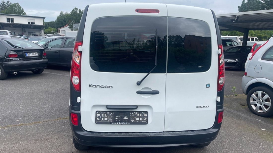 Renault Kangoo Z.E. Maxi (2011-2017) rear view, taillights, trunk, spoiler, badge, bumper, exterior