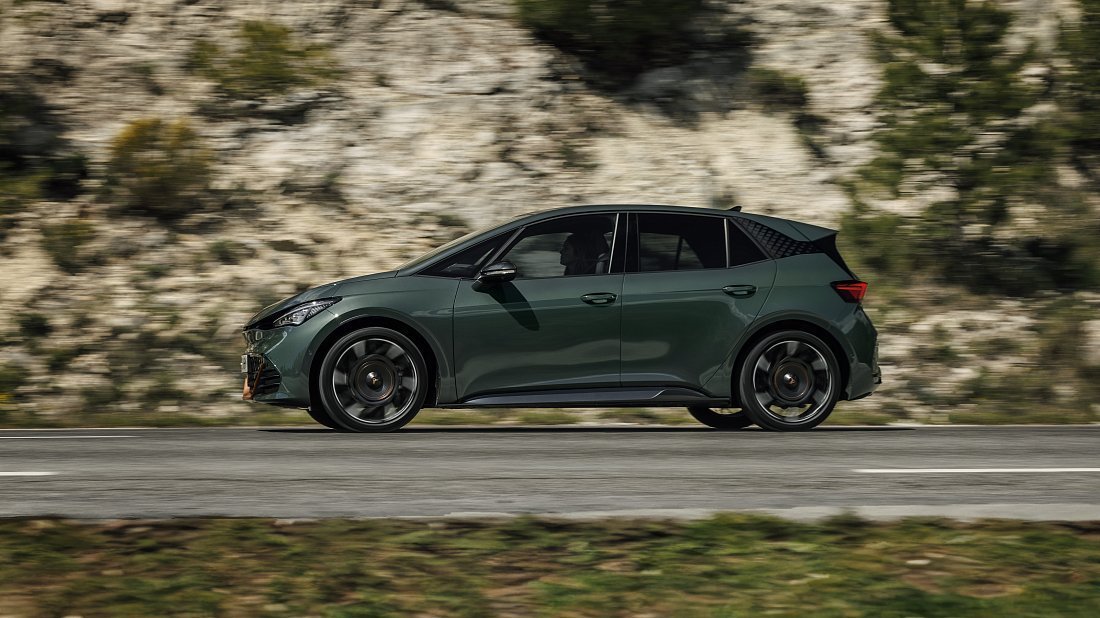 Cupra Born 58 kWh (2021-2024) side profile, silhouette, doors, wheels, exterior