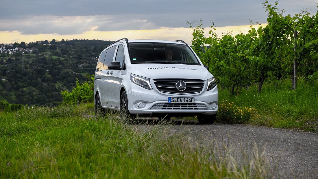 Mercedes eVito Tourer Long 90 kWh (2020-2023) front fascia, grille, headlights, bumper, exterior