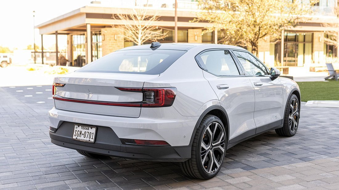 Polestar 2 Long Range Performance (2021-2023) rear quarter, three-quarter view, diagonal, exterior