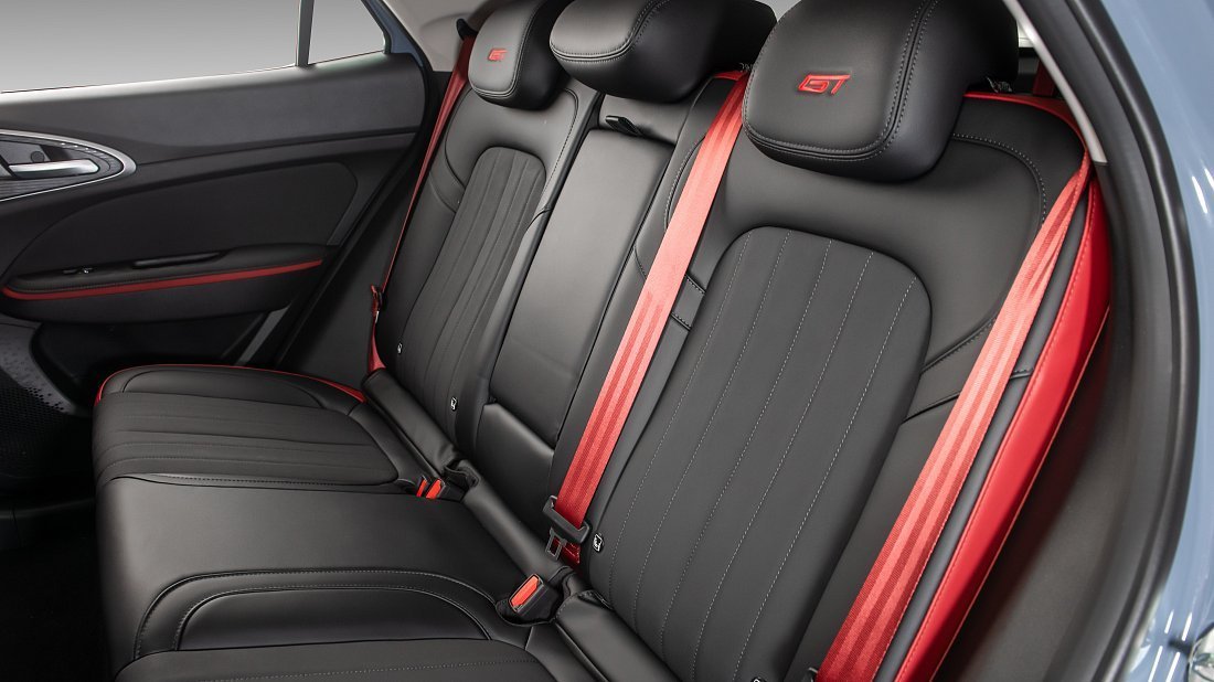 GWM ORA 03 GT (2023-…) rear seats photo, back seats, passenger seats, legroom, headroom, interior