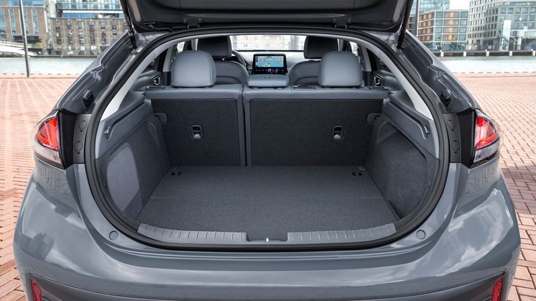 Hyundai Ioniq Electric Gen 2 (2019-2022) trunk photo, boot, seats up, seats upright, cargo space, cargo volume, cargo capacity, storage