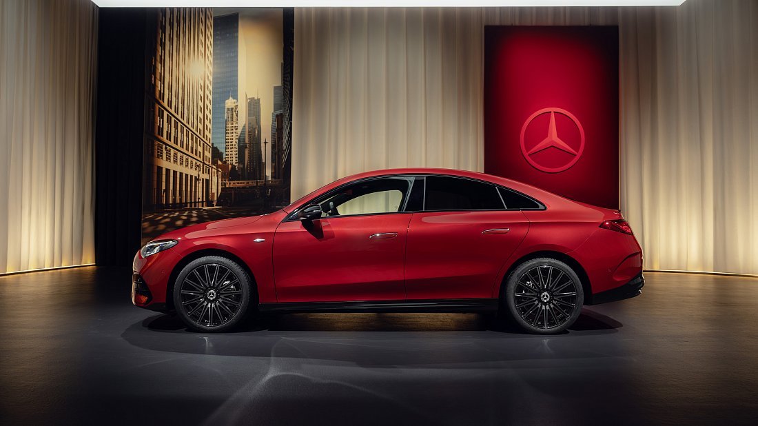 Mercedes CLA 350 4MATIC (2025-...) side profile, silhouette, doors, wheels, exterior