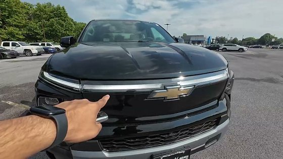 Video: 2025 Silverado EV LT Extended Range- Everything You Need to See Before You Buy!