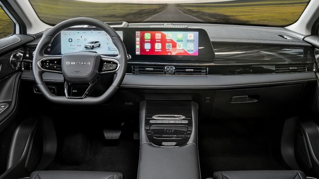 Omoda E5 (2024-...) interior, front seat, driver seat, dashboard, steering wheel, infotainment, cockpit