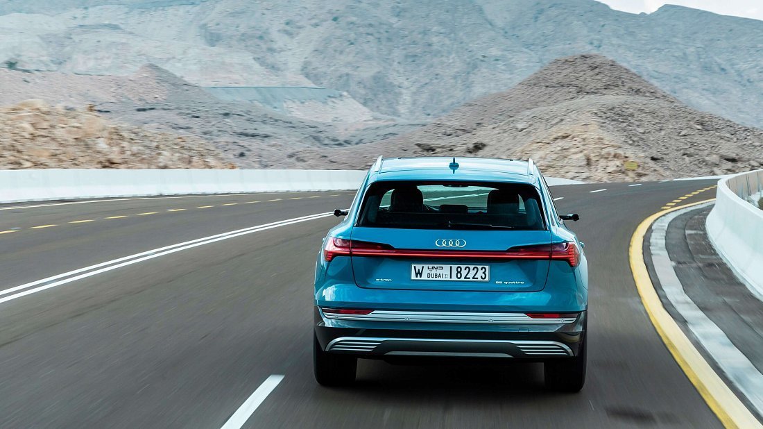 Audi e-tron 55 quattro (2019-2022) rear view, taillights, trunk, spoiler, badge, bumper, exterior