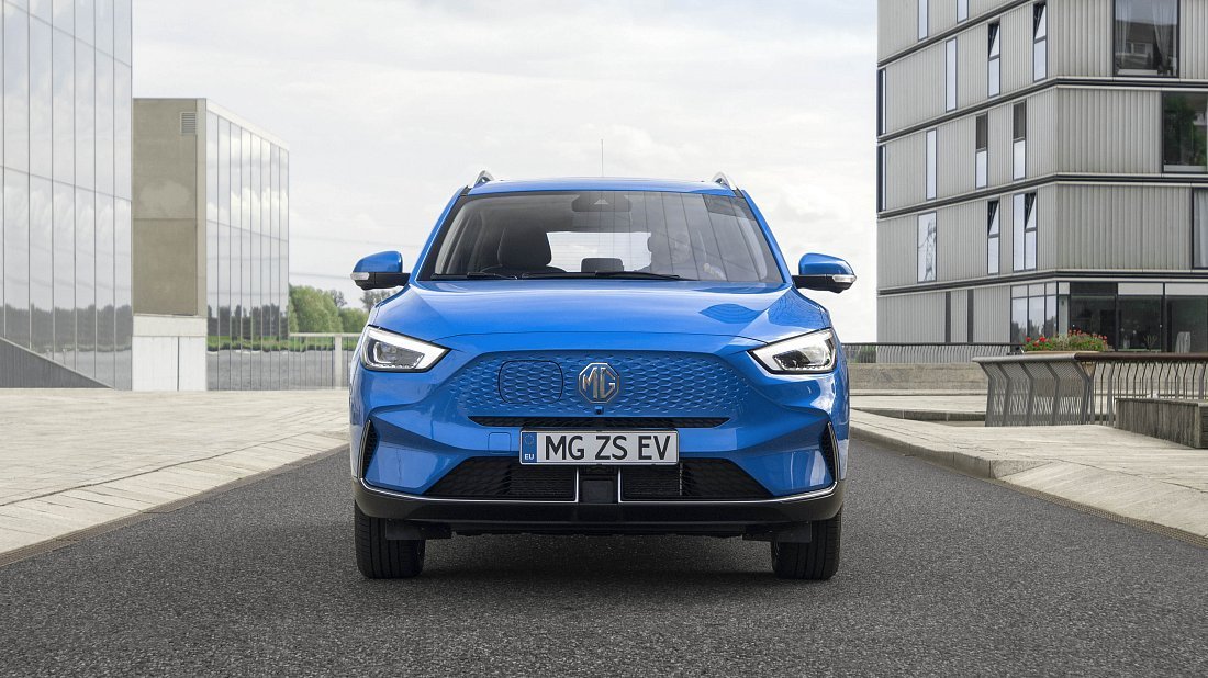 MG ZS EV Standard Range (2021-…) front fascia, grille, headlights, bumper, exterior