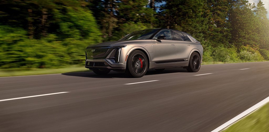 Cadillac Lyriq V (Image by Car and Driver)